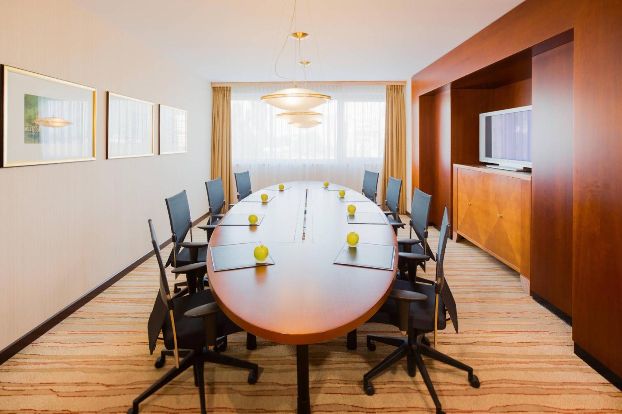 Courtyard By Marriott Duesseldorf Hafen — Photos 3